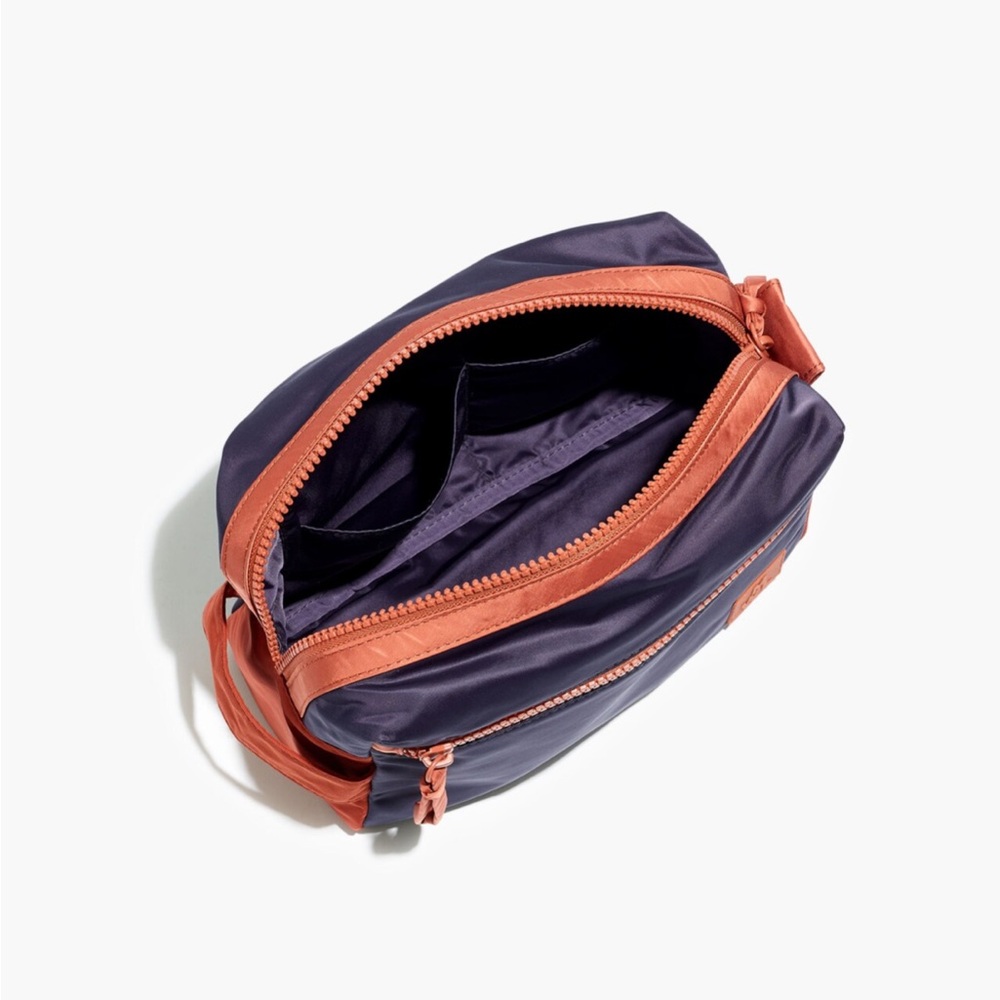 Madewell MWL Sport Multipurpose Pouch - Picture 6 of 6